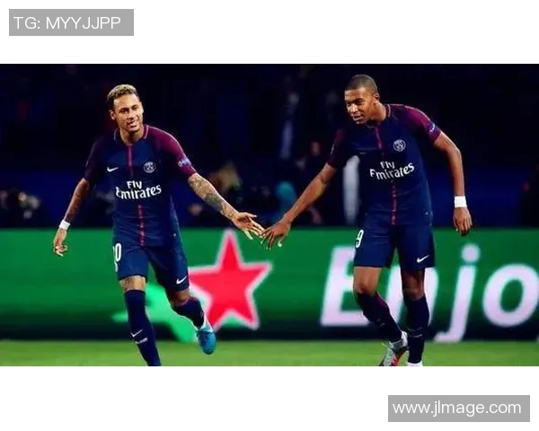 足球球星首粒进球的传奇瞬间及其背后故事揭秘